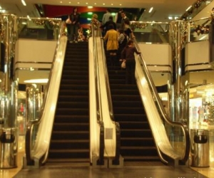 �ϲ���װ����